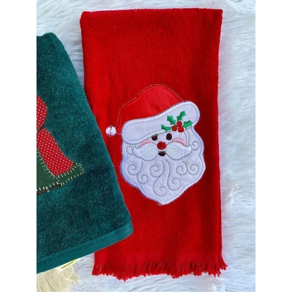 NWT NEW 3 PC Red Cream Green Christmas Vintage Santa Hand Towels